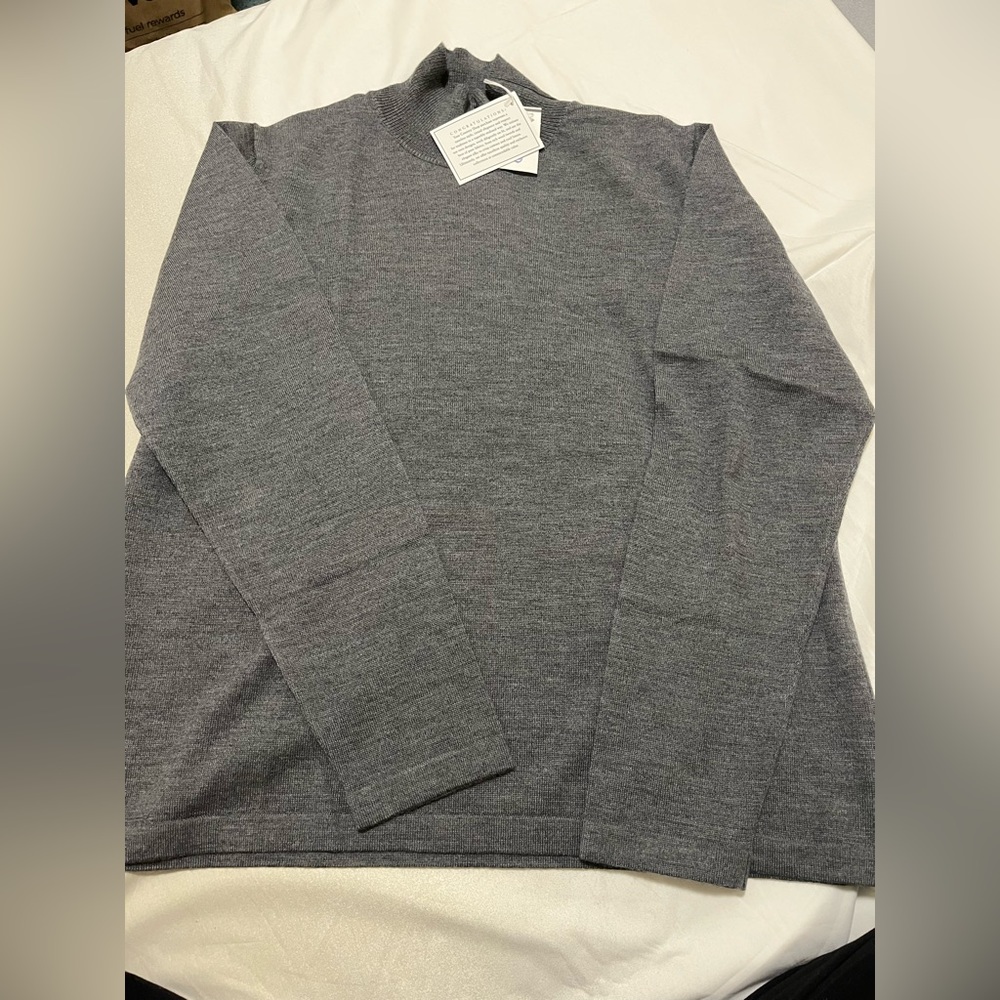 NWT giftable merino wool turtleneck sweater size XL